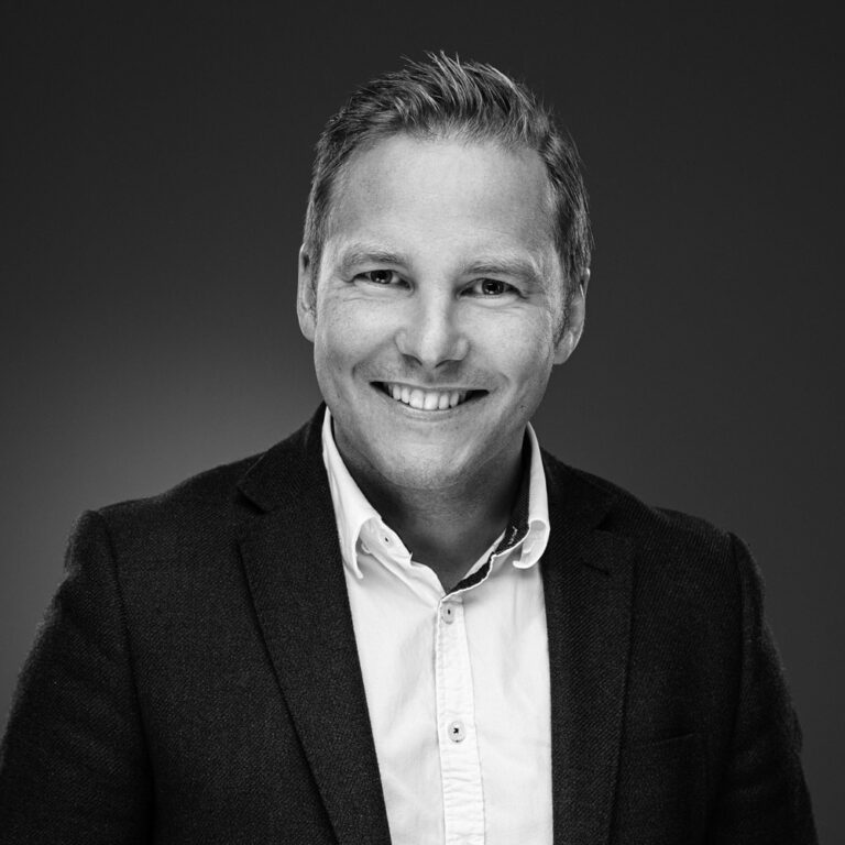 Kontakta oss – Hybridge – Experter inom stomentreprenader